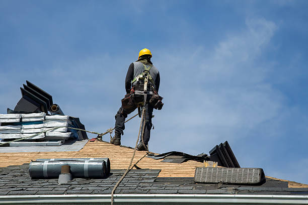 Professional Gutter Installation technician working in Lunenburg, MA